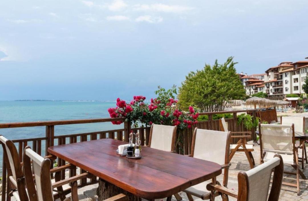 Апартамент Ния, Райска Градина / Garden Of Eden Sveti Vlas Dış mekan fotoğraf