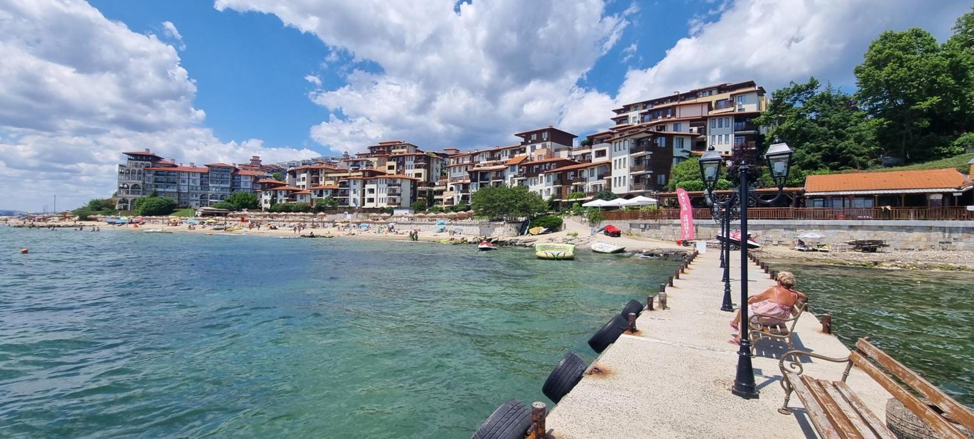 Апартамент Ния, Райска Градина / Garden Of Eden Sveti Vlas Dış mekan fotoğraf