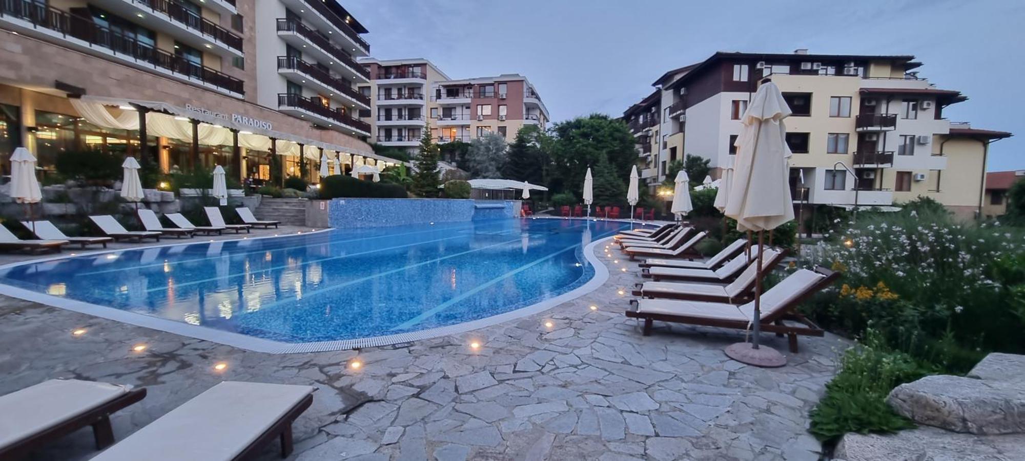 Апартамент Ния, Райска Градина / Garden Of Eden Sveti Vlas Dış mekan fotoğraf