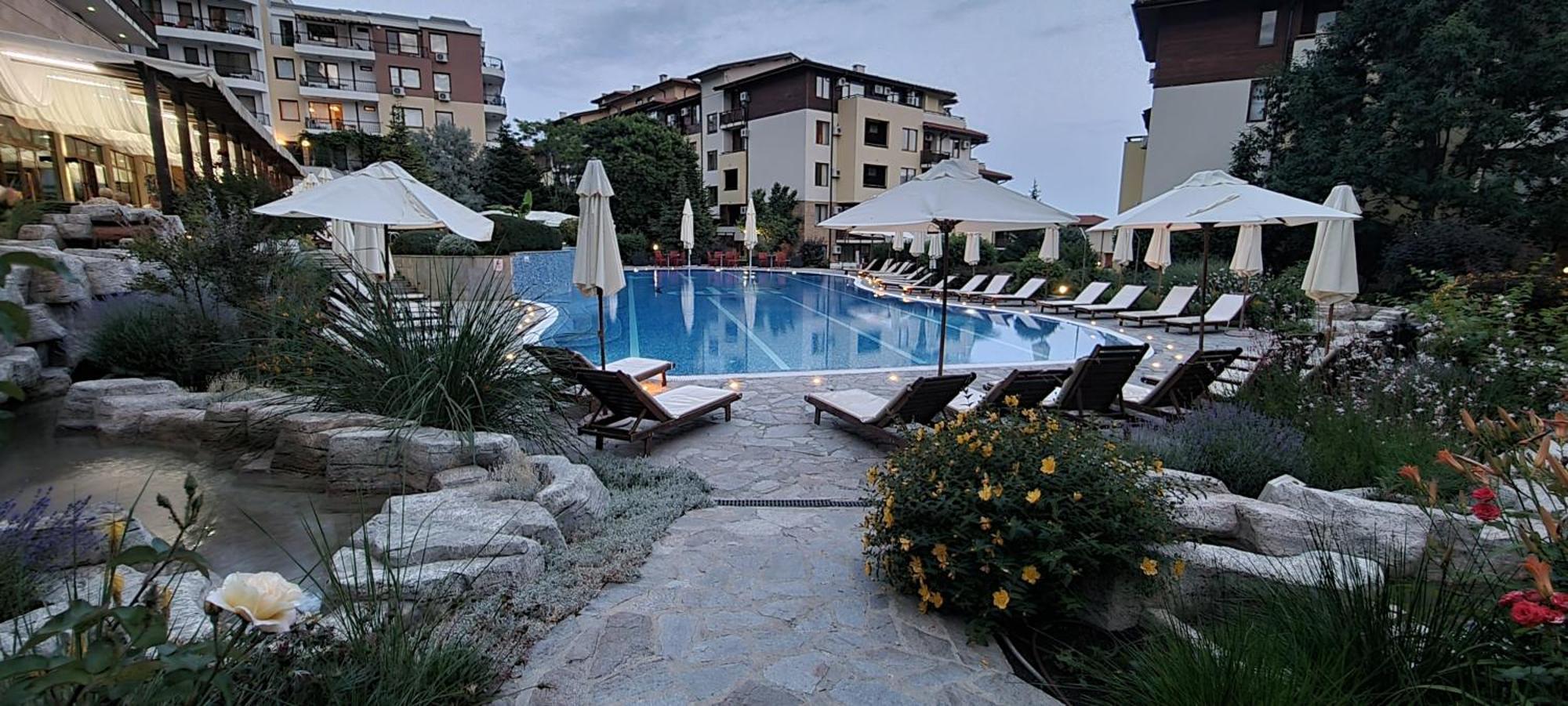 Апартамент Ния, Райска Градина / Garden Of Eden Sveti Vlas Dış mekan fotoğraf