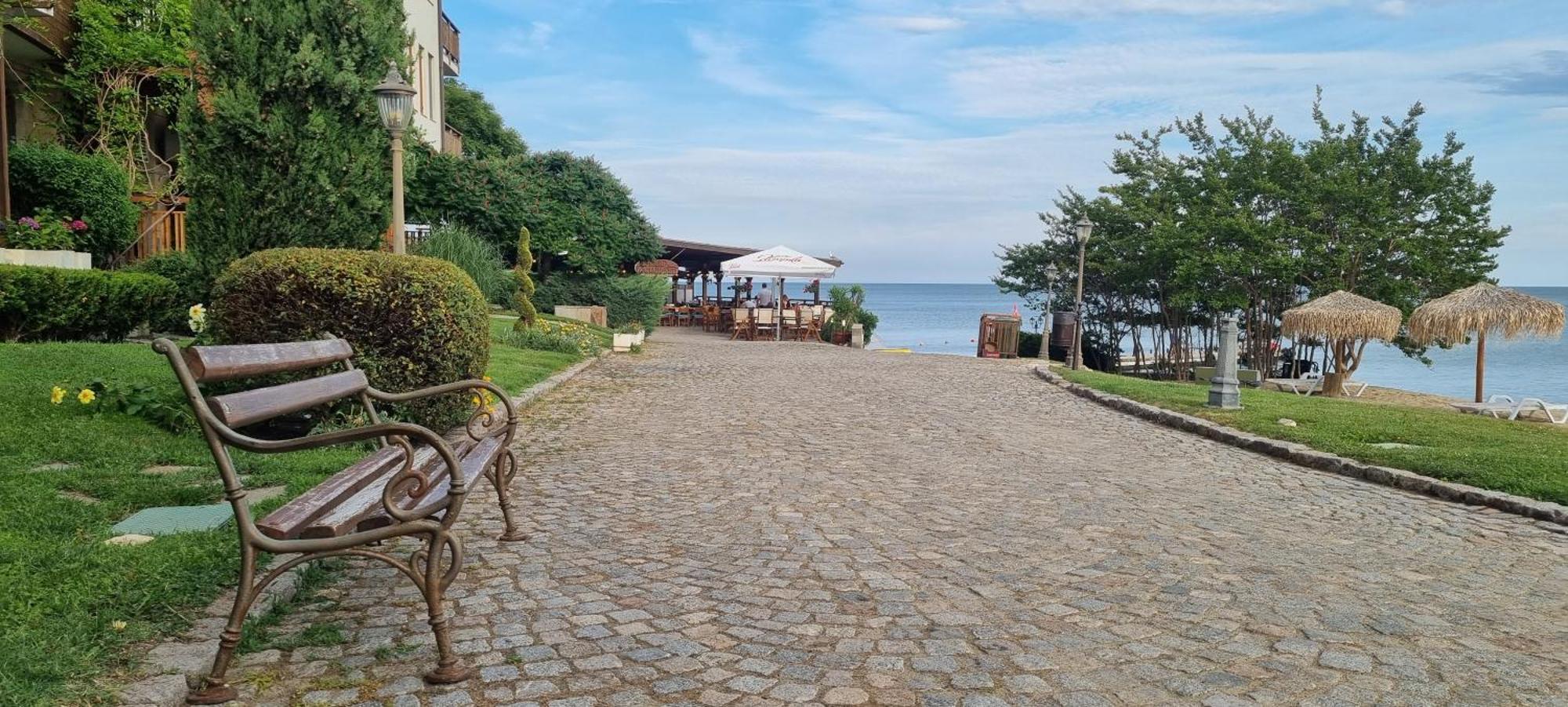 Апартамент Ния, Райска Градина / Garden Of Eden Sveti Vlas Dış mekan fotoğraf
