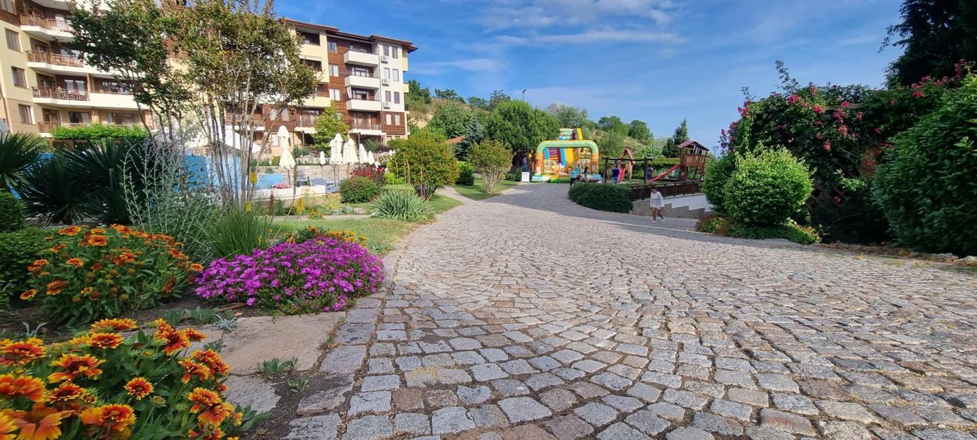 Апартамент Ния, Райска Градина / Garden Of Eden Sveti Vlas Dış mekan fotoğraf